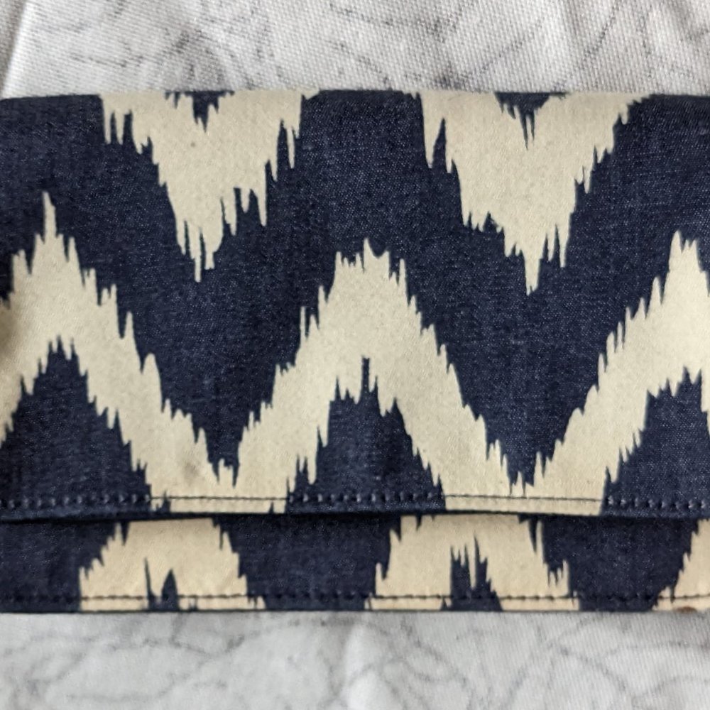Thirty-one zig zag wallet